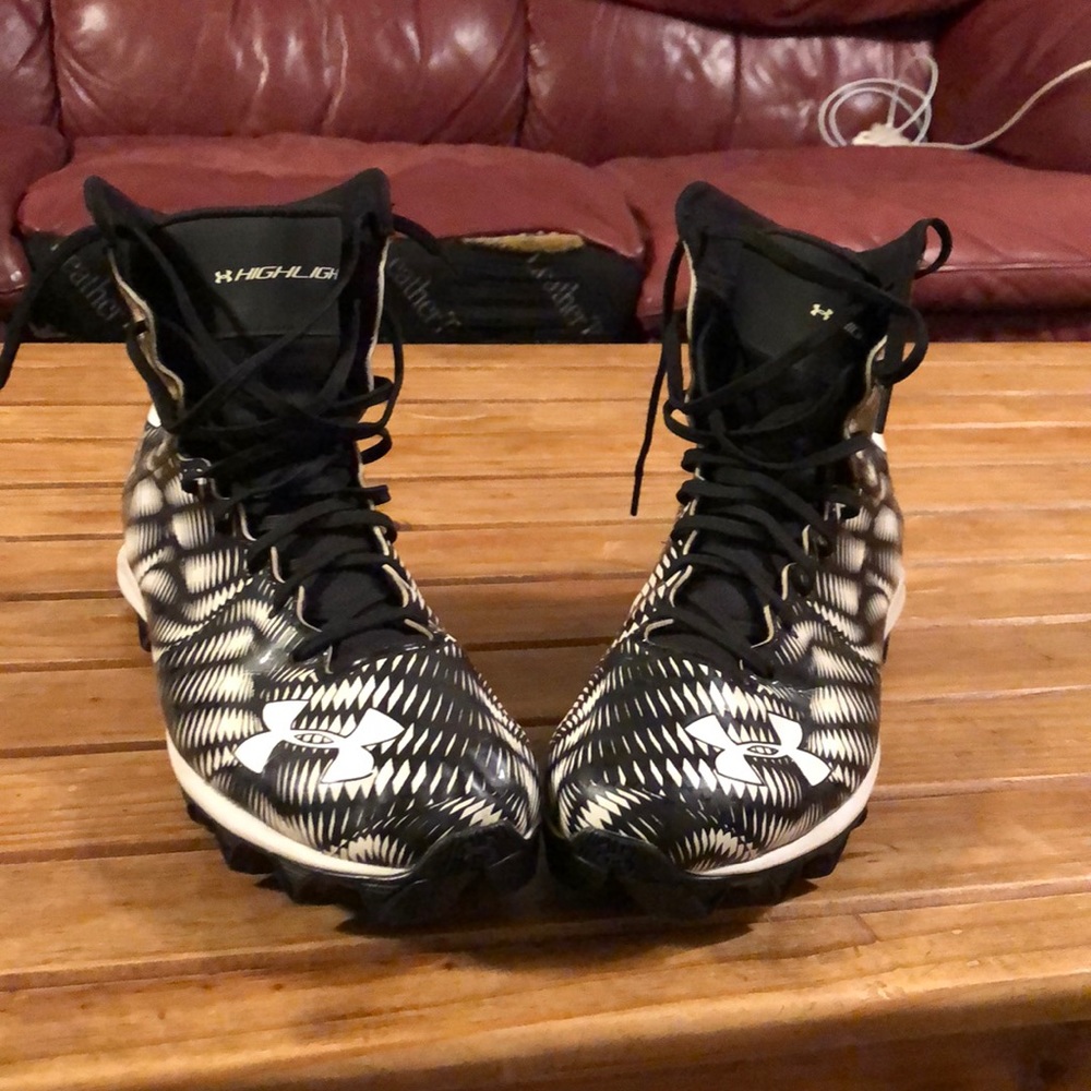 Under armor football cleats